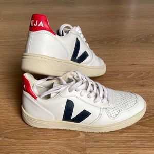 Veja™ V-10 Sneakers in Colorblock (European 37)